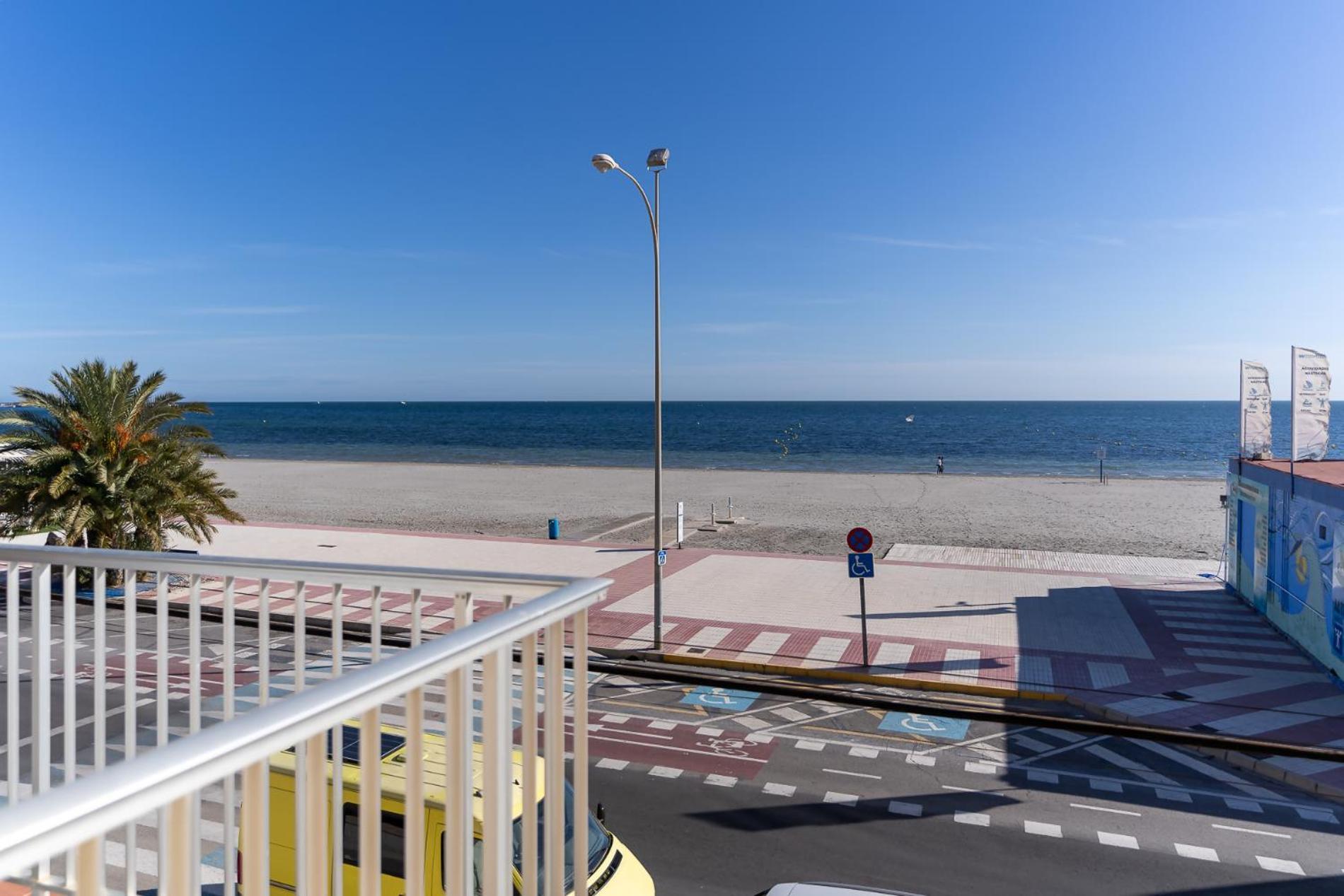 סנטה פולה Rentafive Primera Linea Terraza Reformado מראה חיצוני תמונה